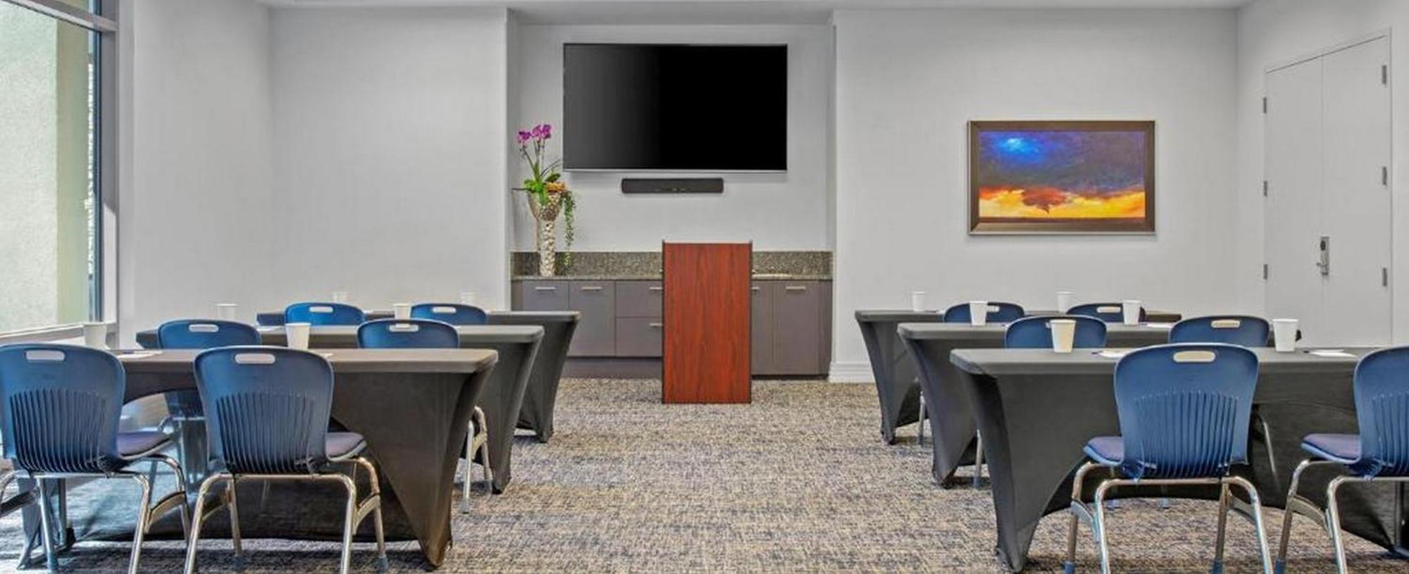 Hotel Vegas Desert Blue By Hellovacay 4*