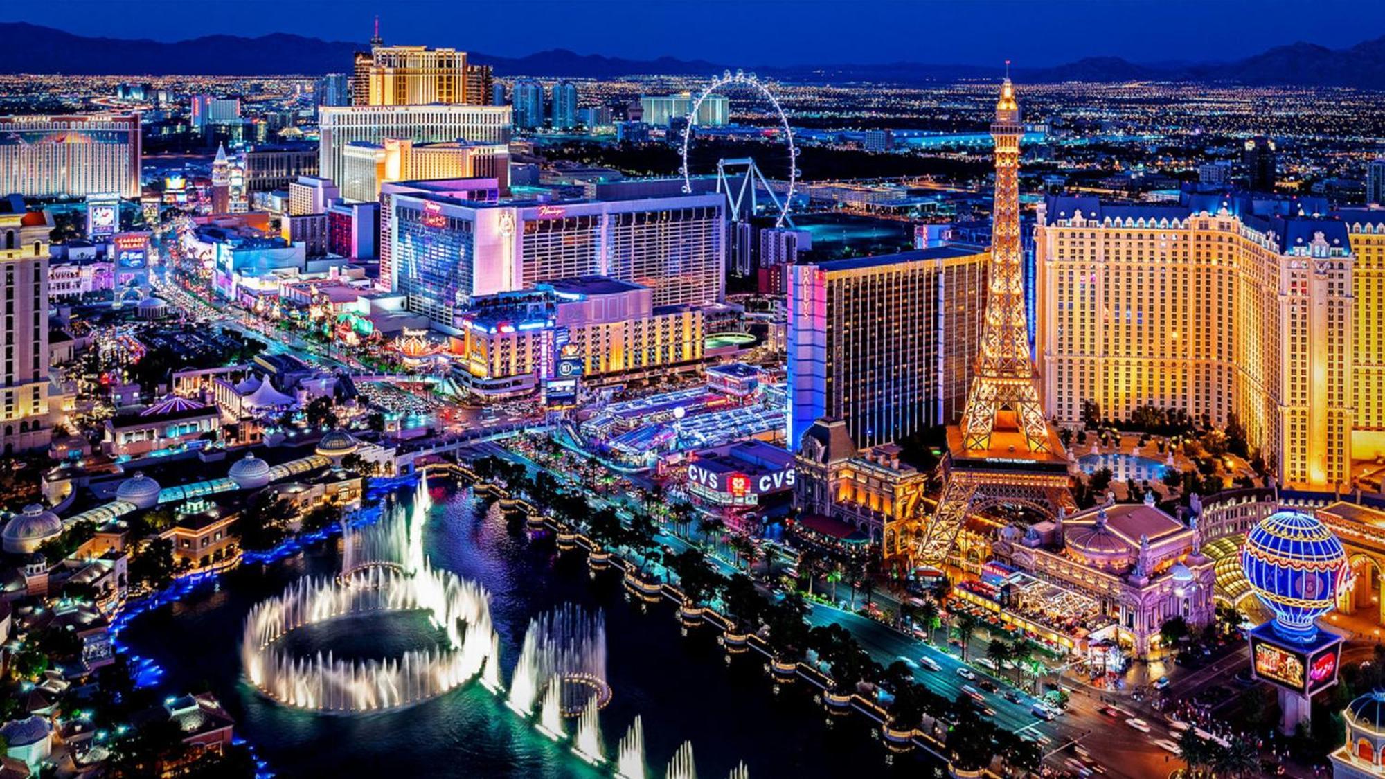 Vegas Desert Blue By Hellovacay Las Vegas